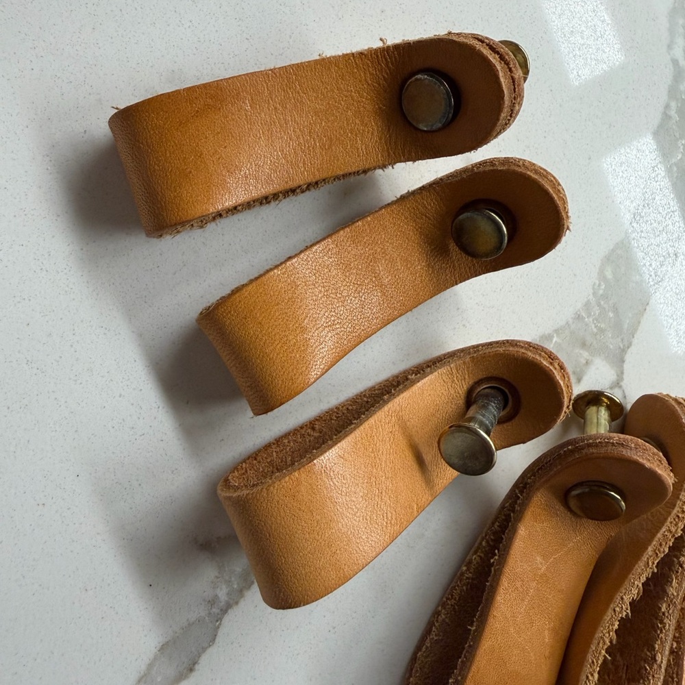 Leather Drawer Handles Pulls Straps x6 - Tan Camel Color - Picture 2 of 6